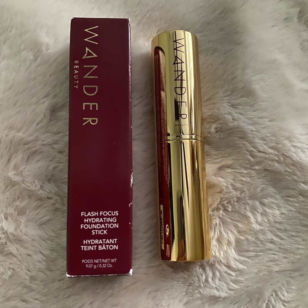 Wander beauty foundation stick
